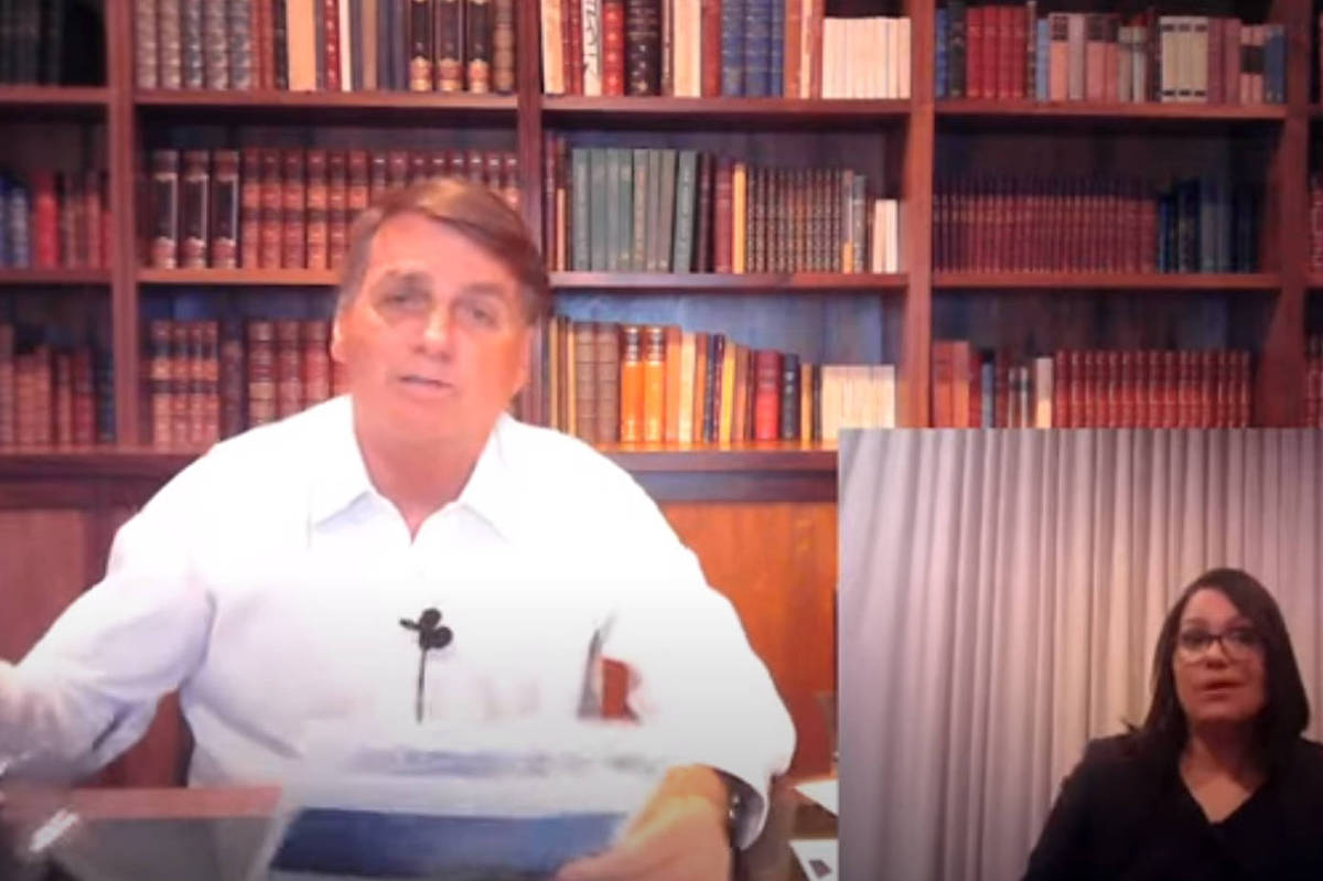 Em isolamento, Bolsonaro diz em live que questionou Anvisa e repete discurso negacionista sobre Covid