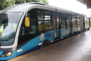 Ônibus elétrico é apresentado na segunda-feira (17) em Goiânia