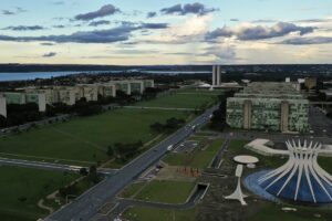 50 ônibus e 2 mil pessoas devem ir de Goiânia e Anápolis para a Brasília, diz organizador da caravana