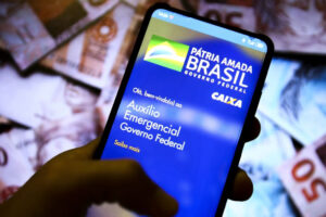 Auxílio emergencial é pago a beneficiários do Bolsa Família com NIS 7