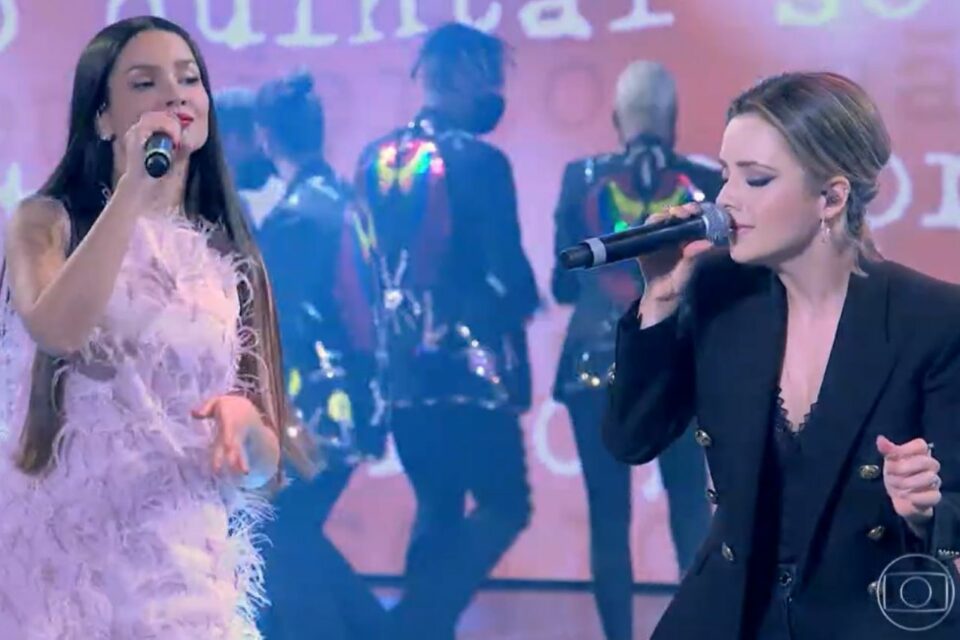 Juliette canta com Sandy no 'Domingão com Huck'