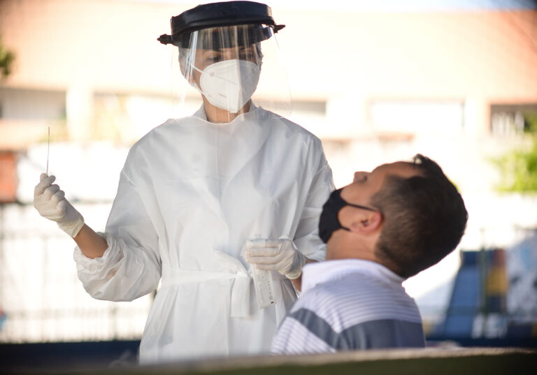 Goiânia realiza nova testagem contra Covid nesta segunda-feira (20). Segundo a SMS, serão realizados 800 exames em moradores da região Oeste. (Foto: divulgação/Prefeitura)