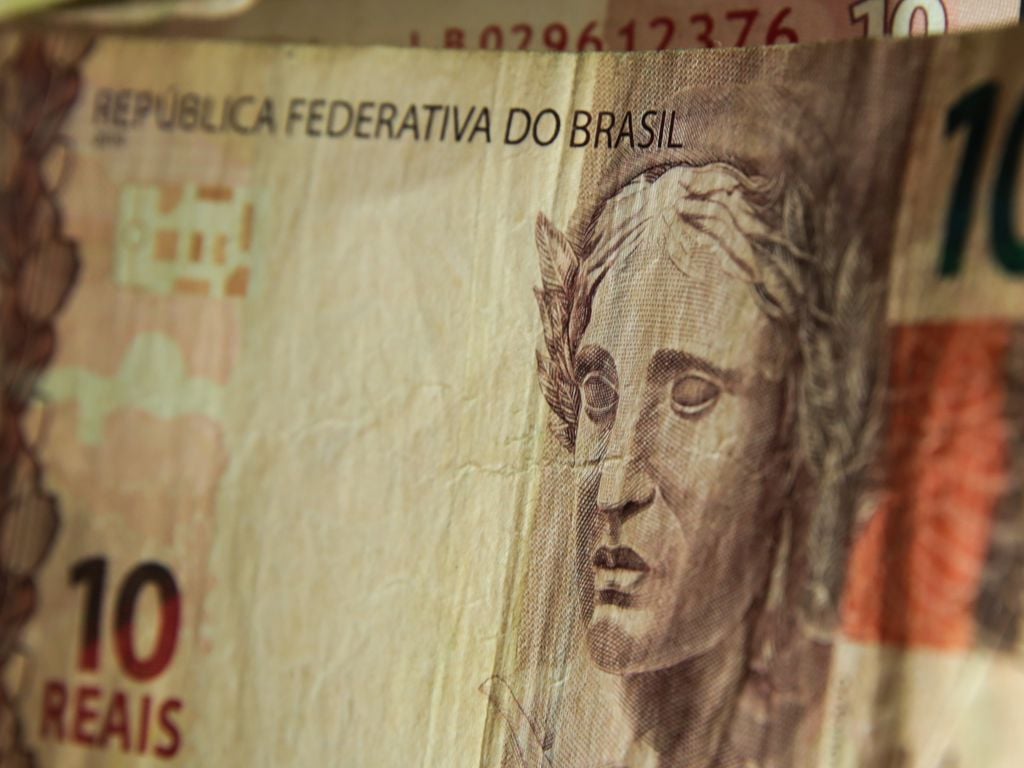 Justiça bloqueia bens de ex-prefeito de Barro Alto e outras três pessoas