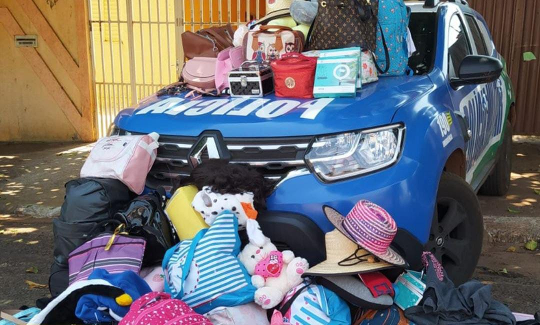 Polícia apreende duas menores suspeitas de furtar comércios em Palmeiras de Goiás (Foto: Reprodução/ Polícia Militar)