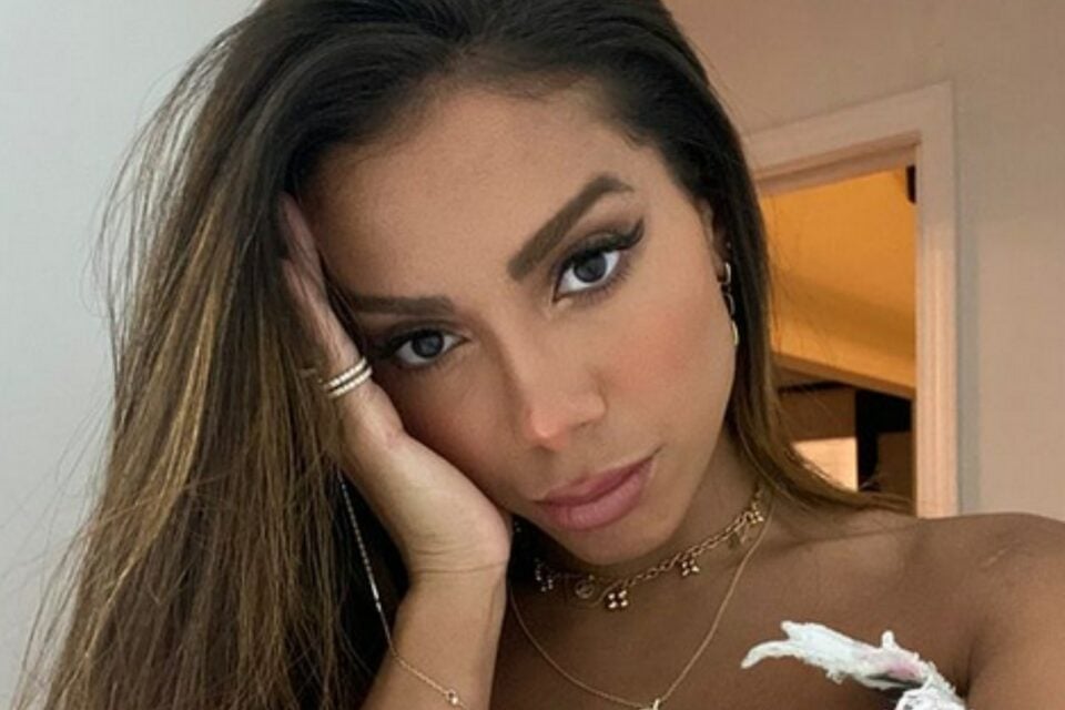 Independência do Brasil Anitta critica manifestações a favor de Bolsonaro: 'Celebrando o quê?'