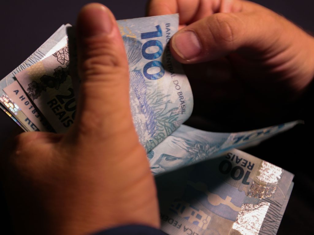 Governadores turbinam ações sociais em ano pré-eleitoral