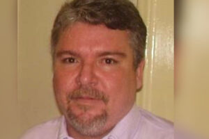 Assembleia aprova projeto que altera nome da UEG de Anápolis e homenageia professor morto por Covid