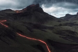 Especialistas afastam risco de tsunami em costa brasileira por erupção de vulcão