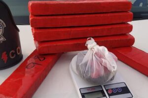 Foragido é preso ao tentar vender drogas em Aparecida de Goiânia