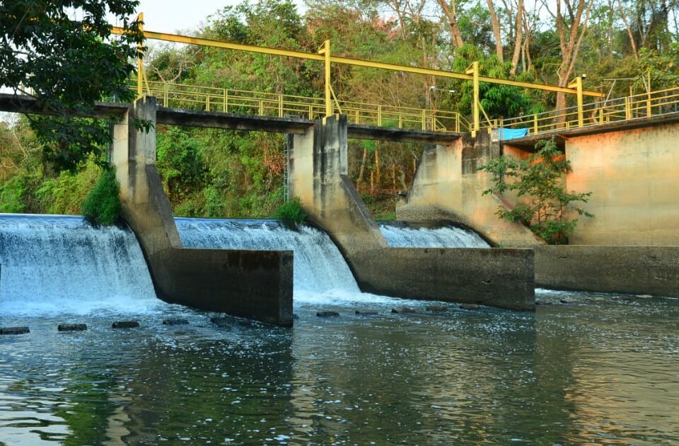 Nível do Rio Meia Ponte se aproxima do estado de alerta devido a estiagem
