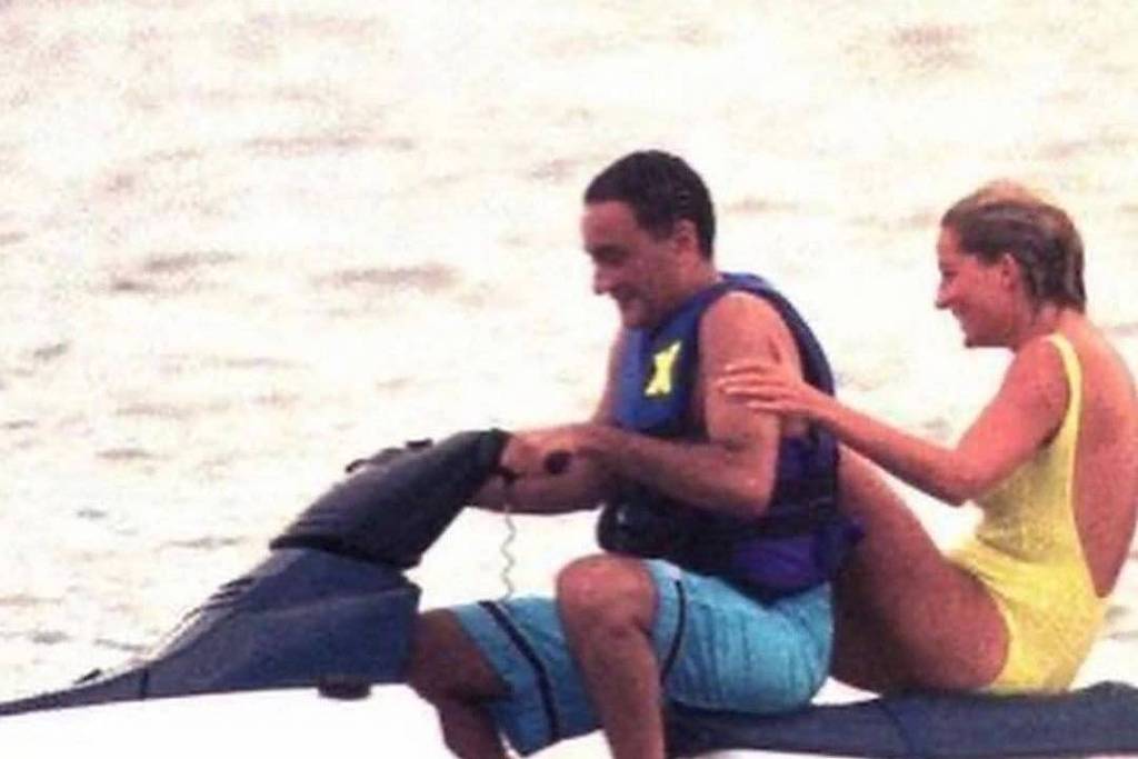 Ex-funcionário de princesa Diana diz que namoro com Dodi Fayed era falso