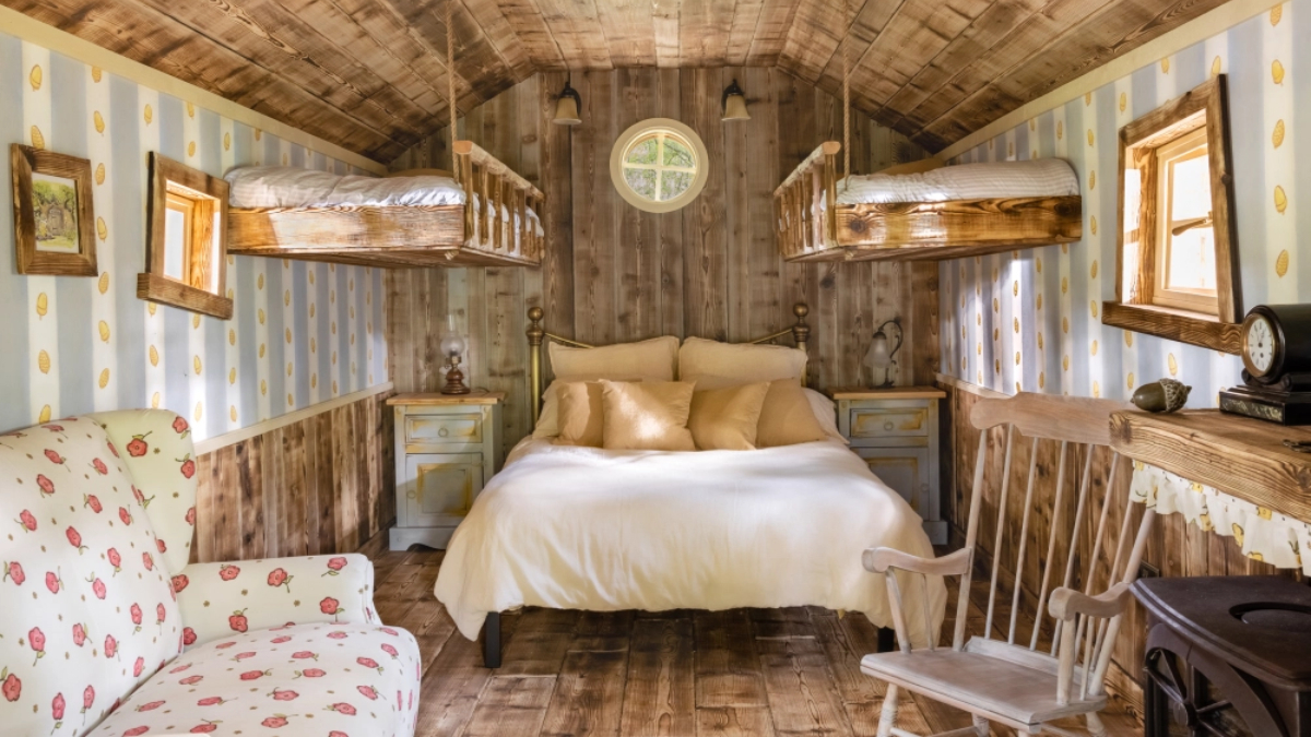 Casa na árvore do Ursinho Pooh poderá ser alugada na Inglaterra: confira fotos