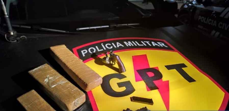 armas e drogas aprendido com o homem que planejava assassinato de PM