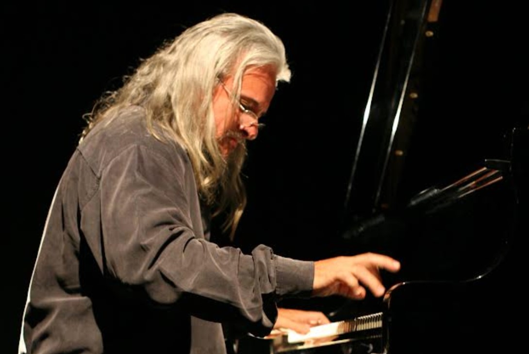 Show de Rênio Quintas será apresentado nesta quinta