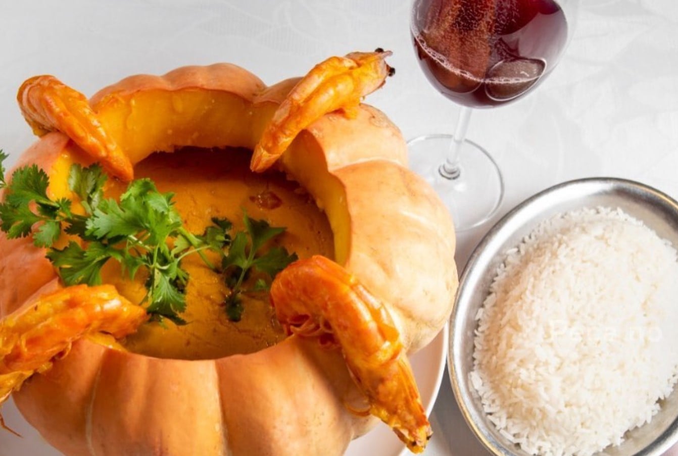 Tucunaré na Chapa é opção para comer frutos do mar em Goiânia 