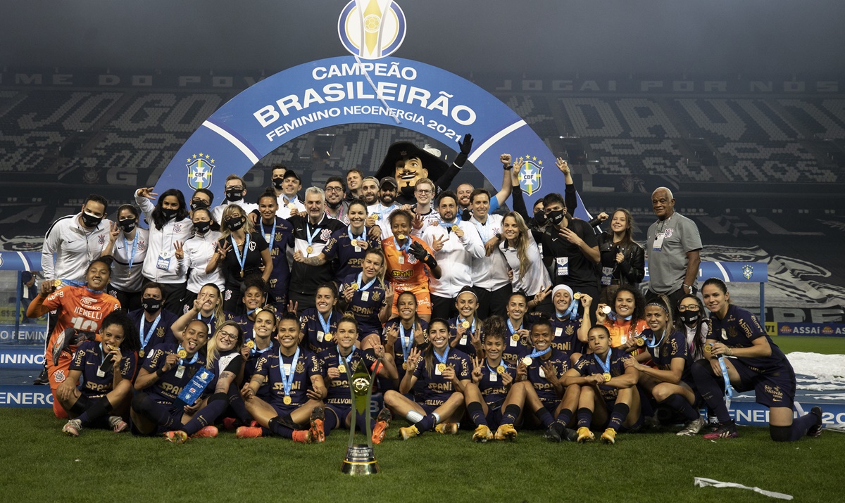 Jogadoras do Corinthians comemoram o título do Brasileiro Feminino