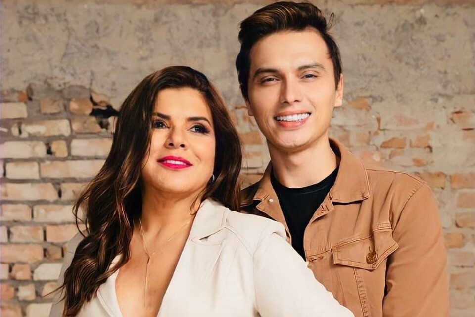 Mara Maravilha rebate críticas por diferença de 21 anos com namorado