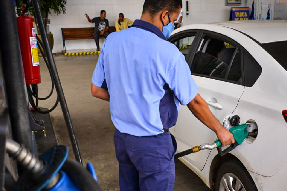 Goiás: diesel cai, etanol aumenta e gasolina fica estável