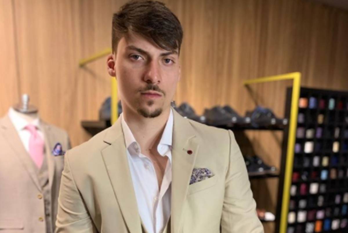 Superintendente da PF que investigava filho de Bolsonaro é afastado