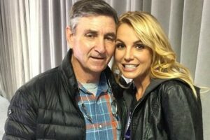 Pai de Britney Spears pede o fim da tutela da cantora após 13 anos