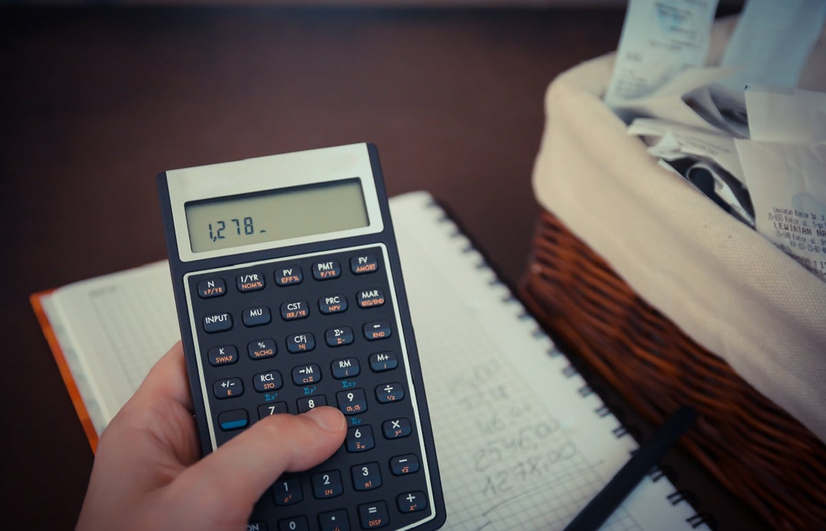 Consumidores podem pagar dívidas em atraso com 100% de desconto nos juros e multas (Foto: PxFuel)