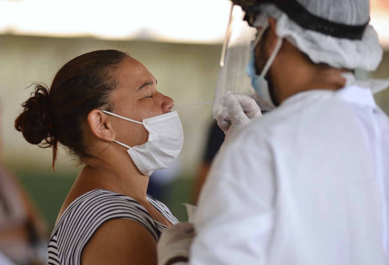 Goiás ultrapassou 845 mil casos acumulados de Covid-19, na segunda (20). Nas últimas 24h, o Estado teve mais de 1,7 mil novos registros. (Foto: Jucimar de Sousa/Mais Goiás)