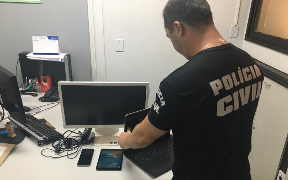 Suspeitos de integrar grupo de roubo de cargas são presos pela Polícia Civil (Foto: Divulgação/ Polícia Civil)