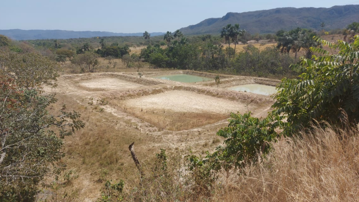 Polícia encontra barragem em situação irregular em zona rural de Cavalcante