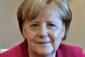 Símbolo da moderação, era Merkel se encerra com eleição apertada