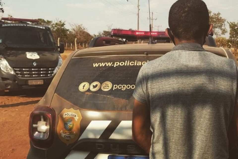 Suspeito de agredir a esposa por ciúmes enquanto estava bêbado é preso em Valparaíso