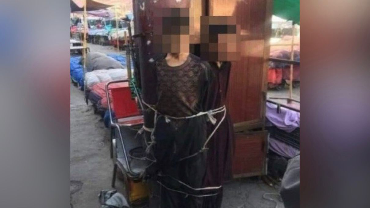Membros do Talibã amarram adolescentes por 'terem roubado pão'