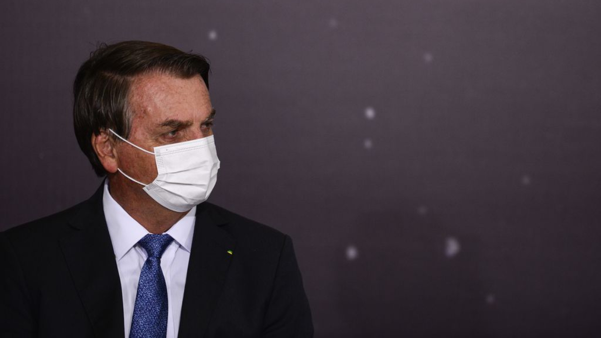 Bolsonaro descarta golpe e promete não 'melar' eleições de 2022