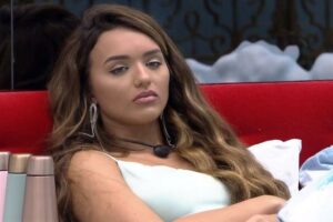 Rafa Kalimann revela crise de choro por causa de haters: 'Vontade de desistir'