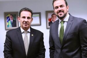 Vanderlan Cardoso e Gustavo Mendanha