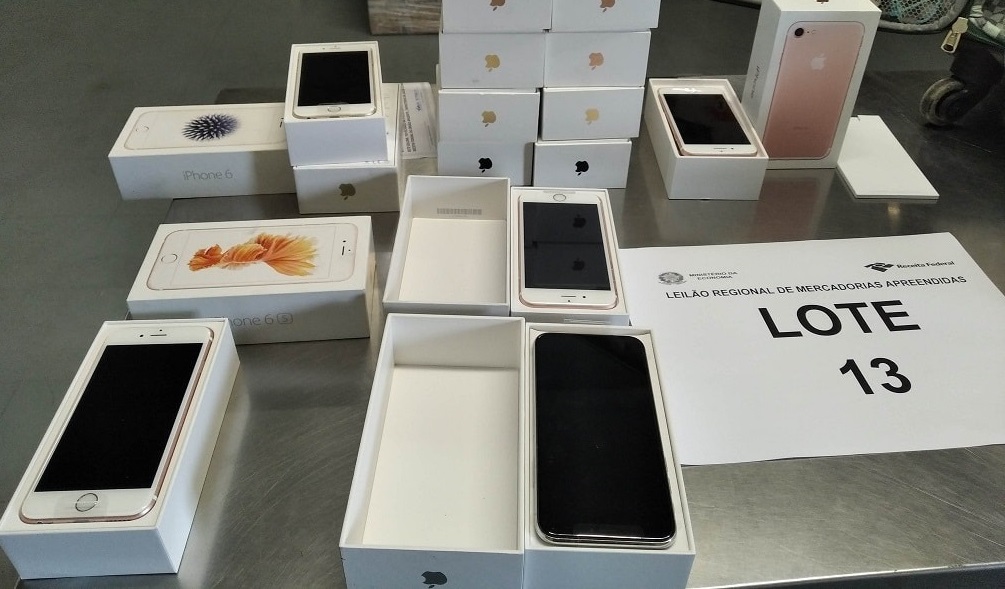 Leilão da Receita começa nesta segunda com MacBook a partir de R$ 2 mil; veja como participar Lotes variam de R$ 200 a R$ 200 mil