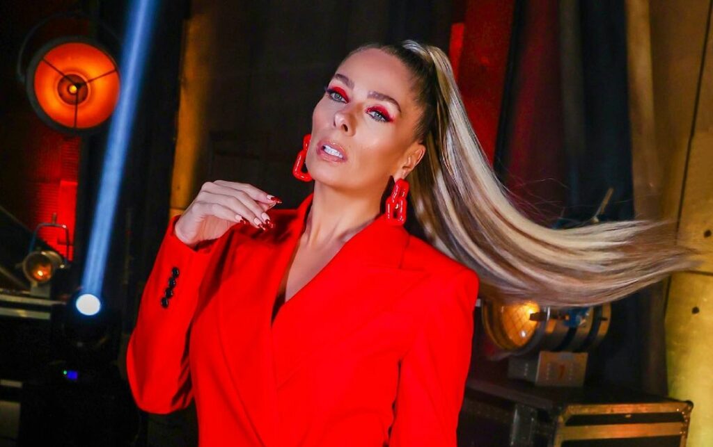 A Fazenda Adriane Galisteu diz estar '100% preparada' para apresentar 'A Fazenda'