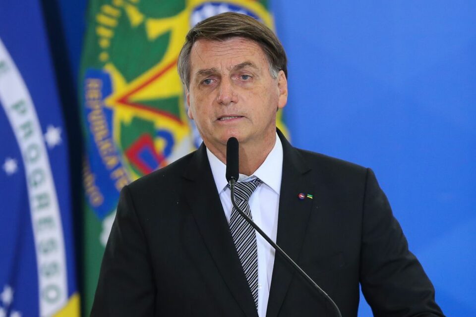 Bolsonaro recebe resultado negativo de exame para Covid e deve deixar o isolamento