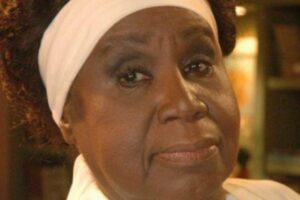 Humorista Marina Miranda, da 'Escolinha', morre aos 90 anos