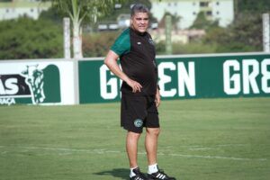 Técnico Marcelo Cabo, do Goiás