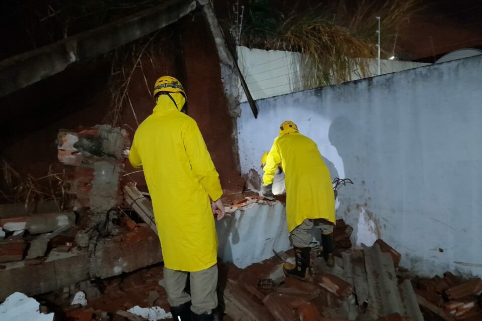 70% da chuva prevista para outubro em Catalão cai em poucas horas neste domingo (Foto: Divulgação)