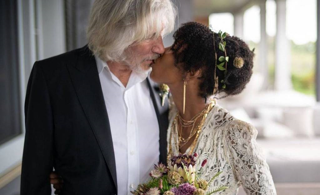 Músico publicou fotos da união com Kamilah Chavis nas redes sociais. Roger Waters, do Pink Floyd, se casa pela quinta vez