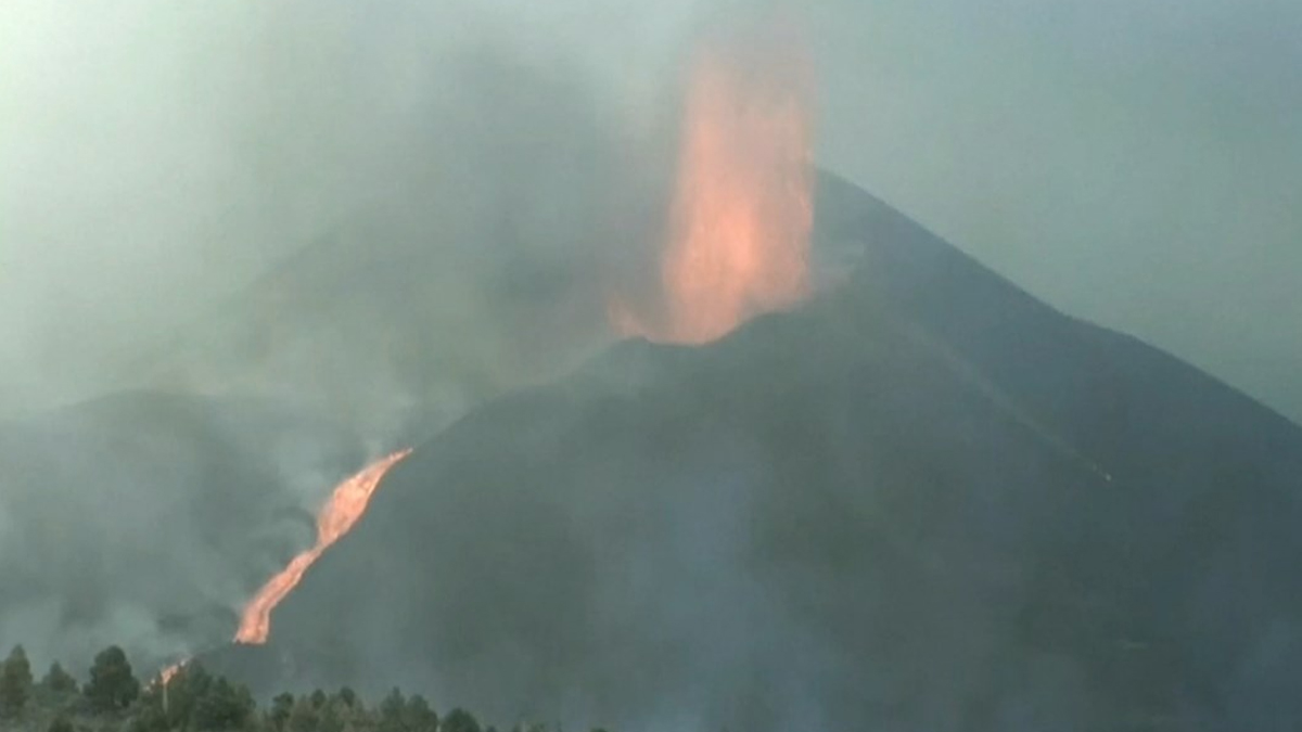 Fim de erupção de vulcão em ilha La Palma não está próximo