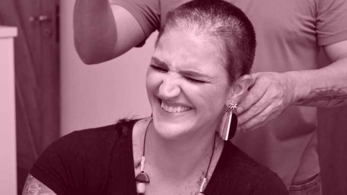 Bombeiros fazem vaquinha online para tratamento de colega com câncer de mama em Goiânia