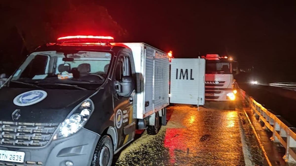 Caminhoneiro morre após ultrapassagem de risco na BR-364, em Jataí