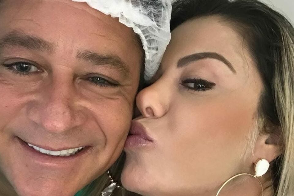 Esposa de Leonardo Poliana Rocha "O mérito é meu, como vou me sentir mal?", indagou Poliana Rocha. Esposa de Leonardo rebate críticas por perdoar traições do cantor