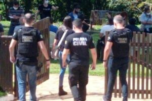 Foram realizadas diligências em duas clínicas durante a terça-feira (26). (Foto: Divulgação/Polícia Civil)