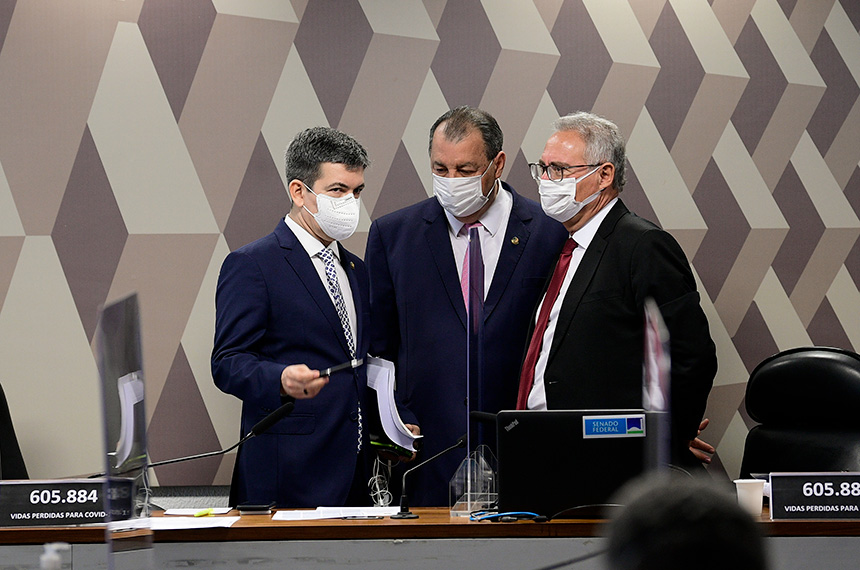 CPI da Covid: Relatório final é aprovado com 80 pedidos de punição