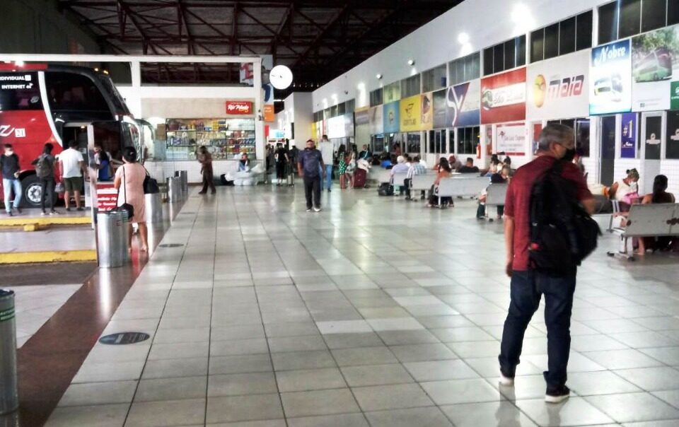 Rodoviária de Goiânia opera com fluxo baixo e movimento no feriado deve ser pequeno