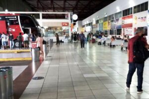 Rodoviária de Goiânia opera com fluxo baixo e movimento no feriado deve ser pequeno