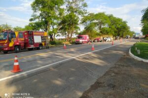 Trânsito no local ficou bastante lento devido ao resgate das vítimas